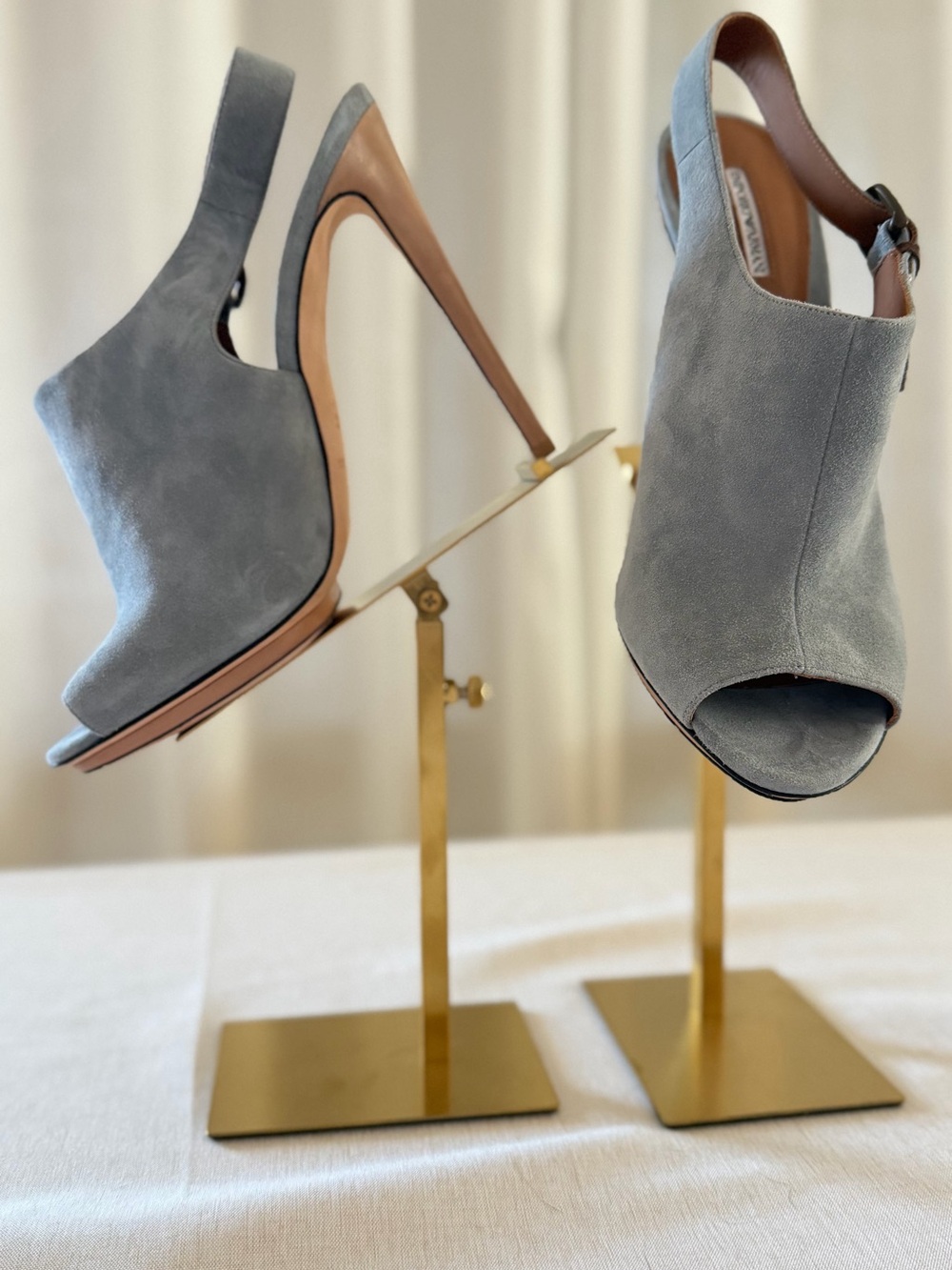 NEW IN BOX! Size 39 Emporio Armani Gray Suede Peep Toe Stilettos - Picture 4 of 7